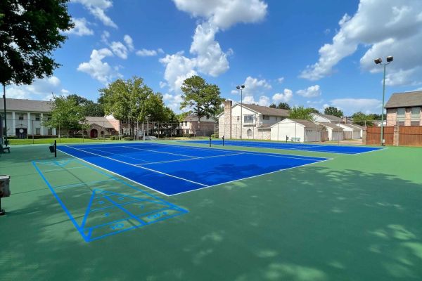Tennis Court in Sugar Land by Aguilar Athletics